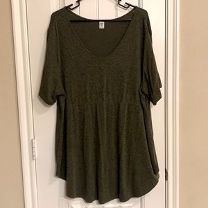 XXL Maternity Olive Short Sleeve Old Navy shirt